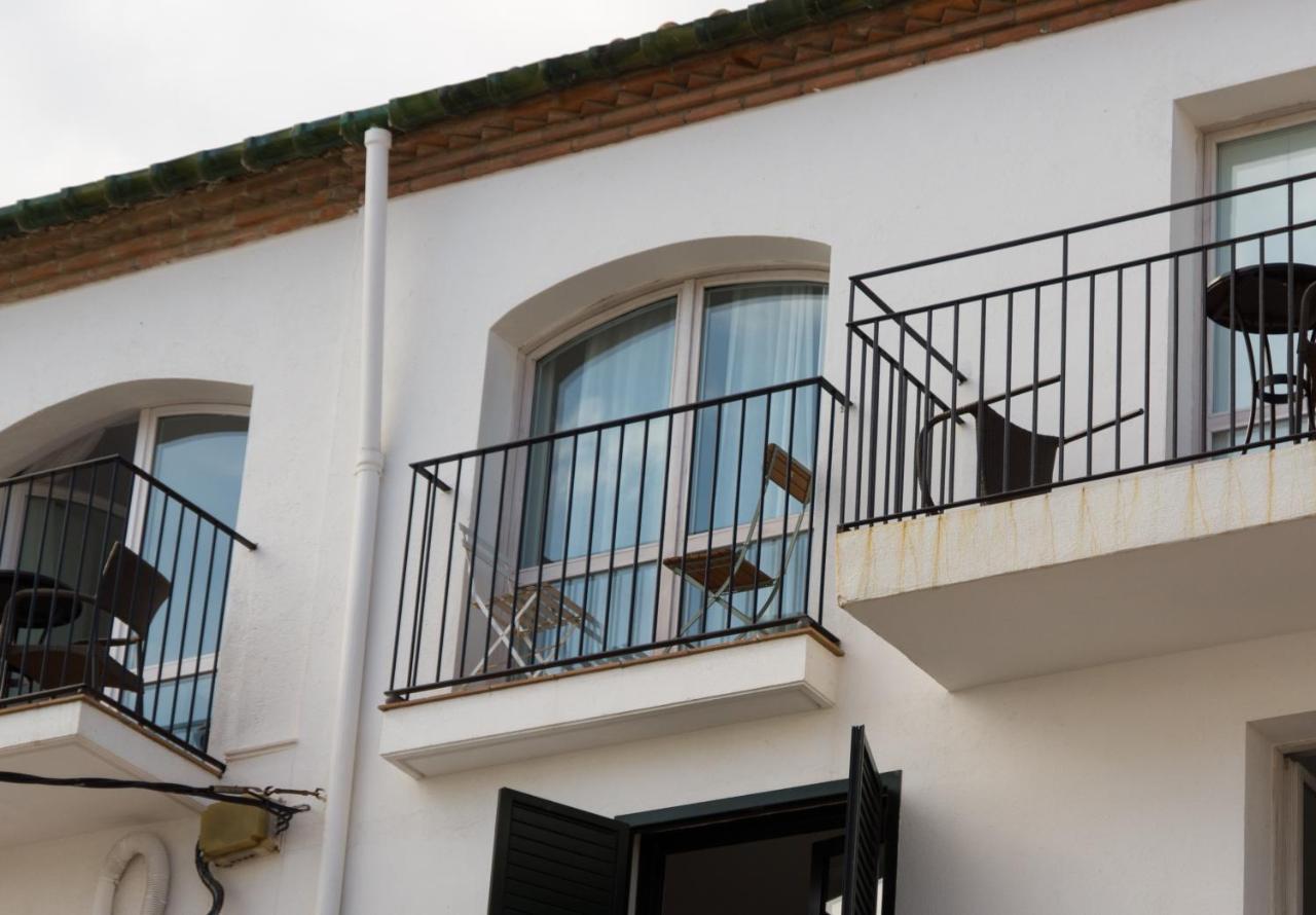 Hostal Marina Cadaques Ngoại thất bức ảnh
