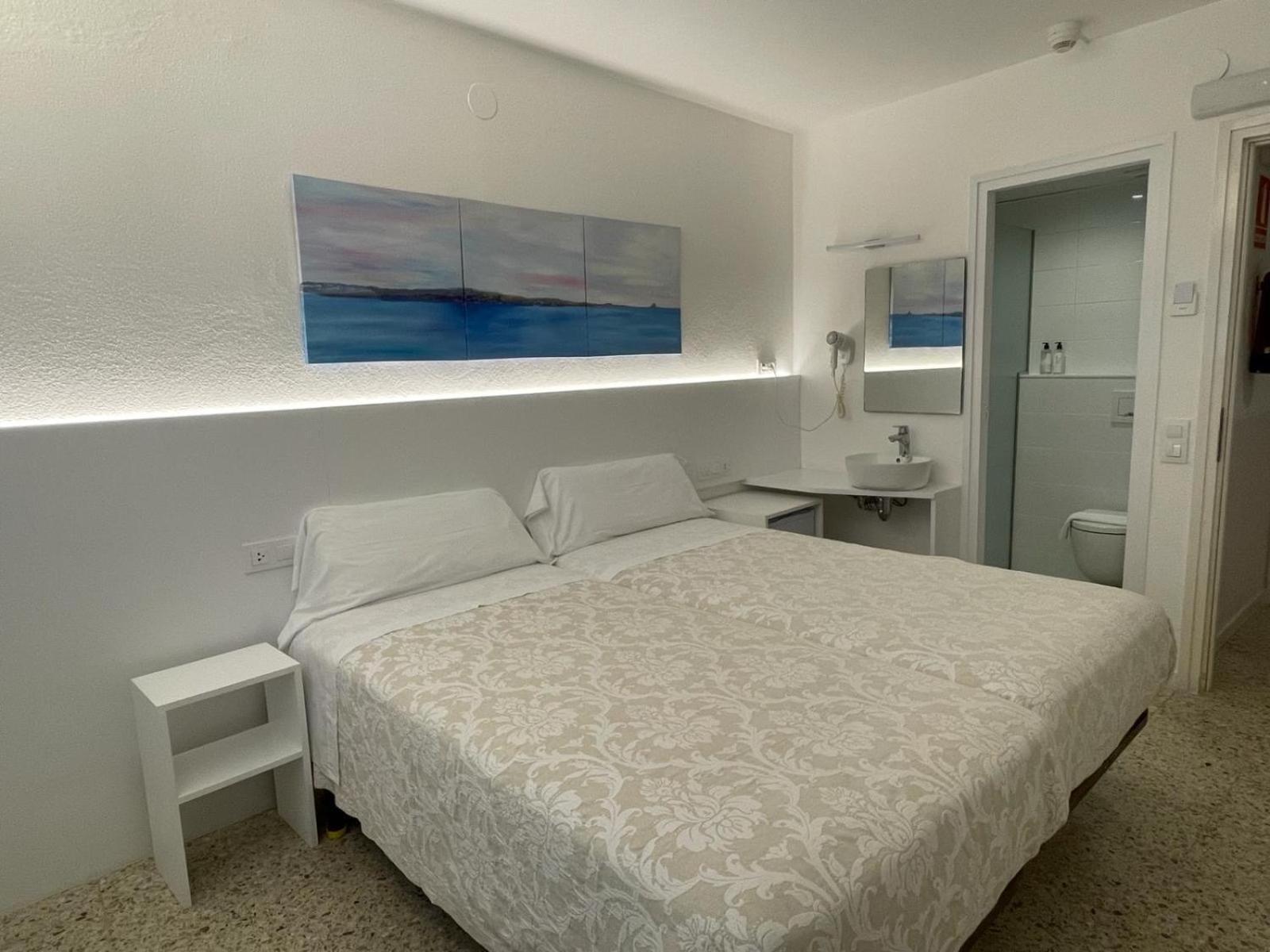Hostal Marina Cadaques Ngoại thất bức ảnh