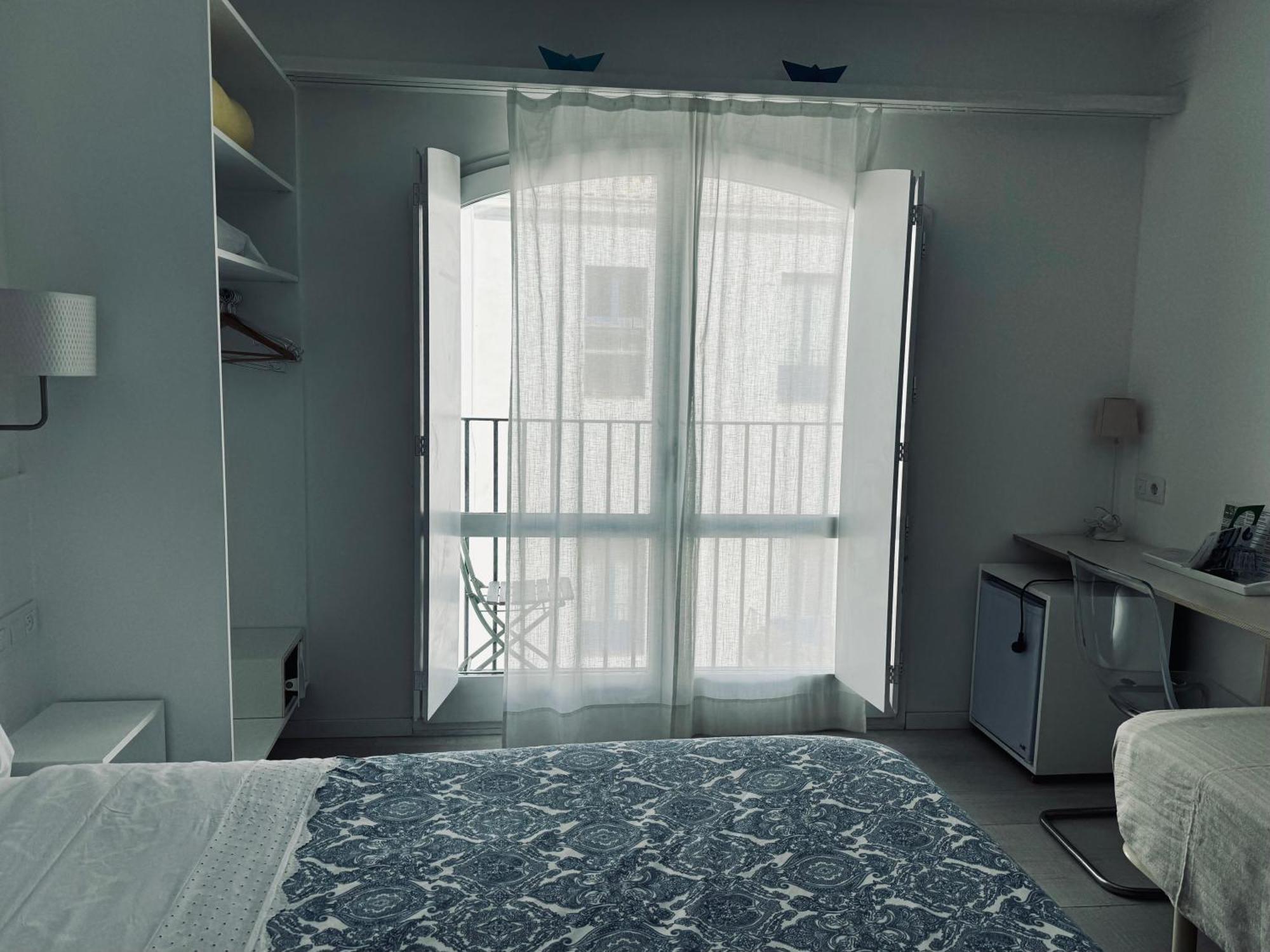 Hostal Marina Cadaques Ngoại thất bức ảnh