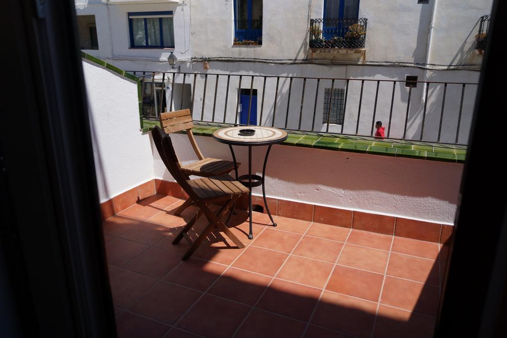 Hostal Marina Cadaques Phòng bức ảnh