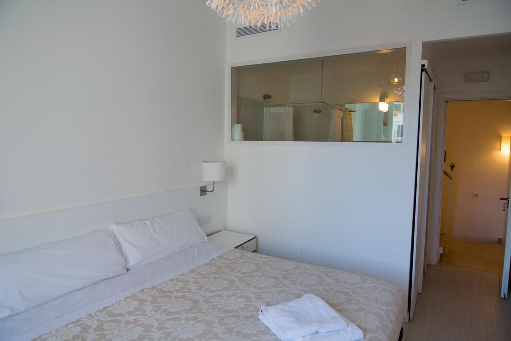 Hostal Marina Cadaques Ngoại thất bức ảnh