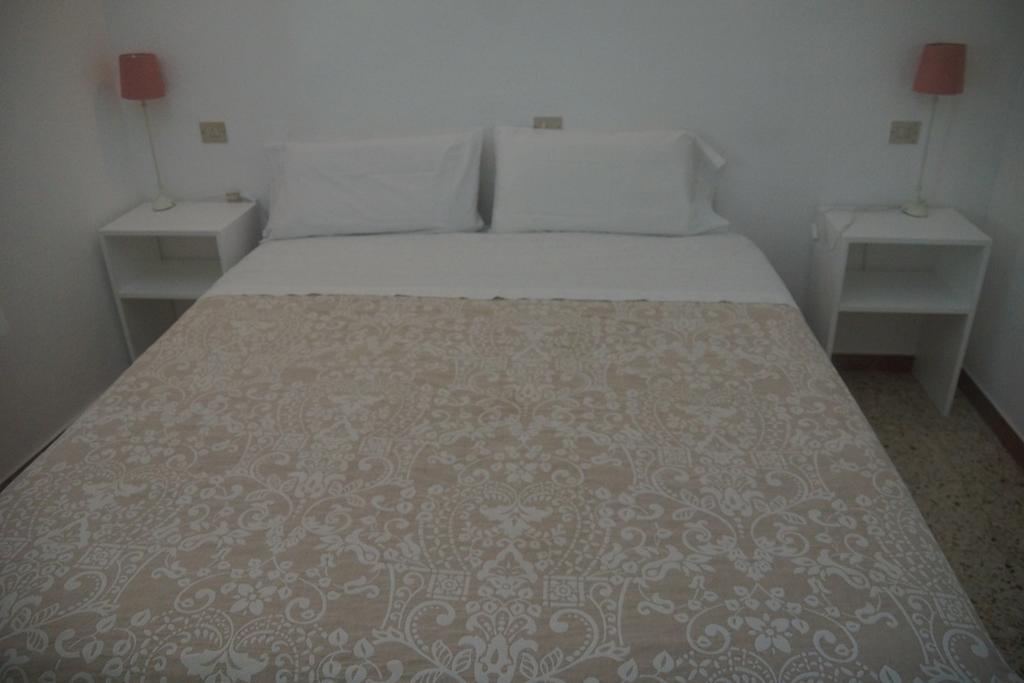 Hostal Marina Cadaques Ngoại thất bức ảnh